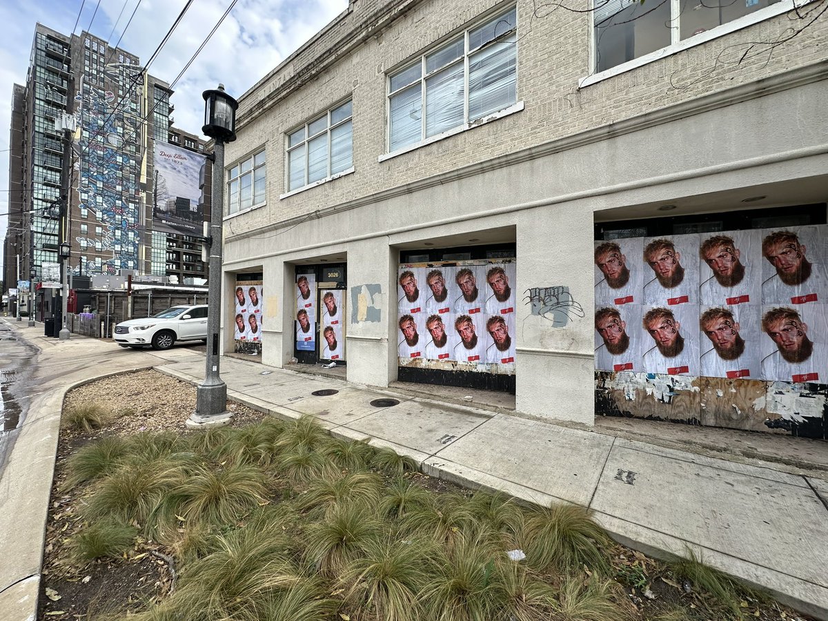 closbrown100's tweet photo. Can’t Wait For NOV. 15 ‼️
These posters are Everywhere in Dallas ‼️
@jakepaul @MikeTyson https://t.co/fg50B6pfRP