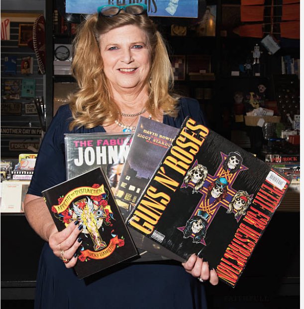 Vicky Hamilton, who managed Guns N Roses, Faster Pussycat &amp; June Carter Cash, will be appearing on my show for an interview later this month! She’s releasing a book of poetry &amp; we’ll discuss that and the rest of her career. Please subscribe to my channel!
youtube.com/@mikaylabeyer6…