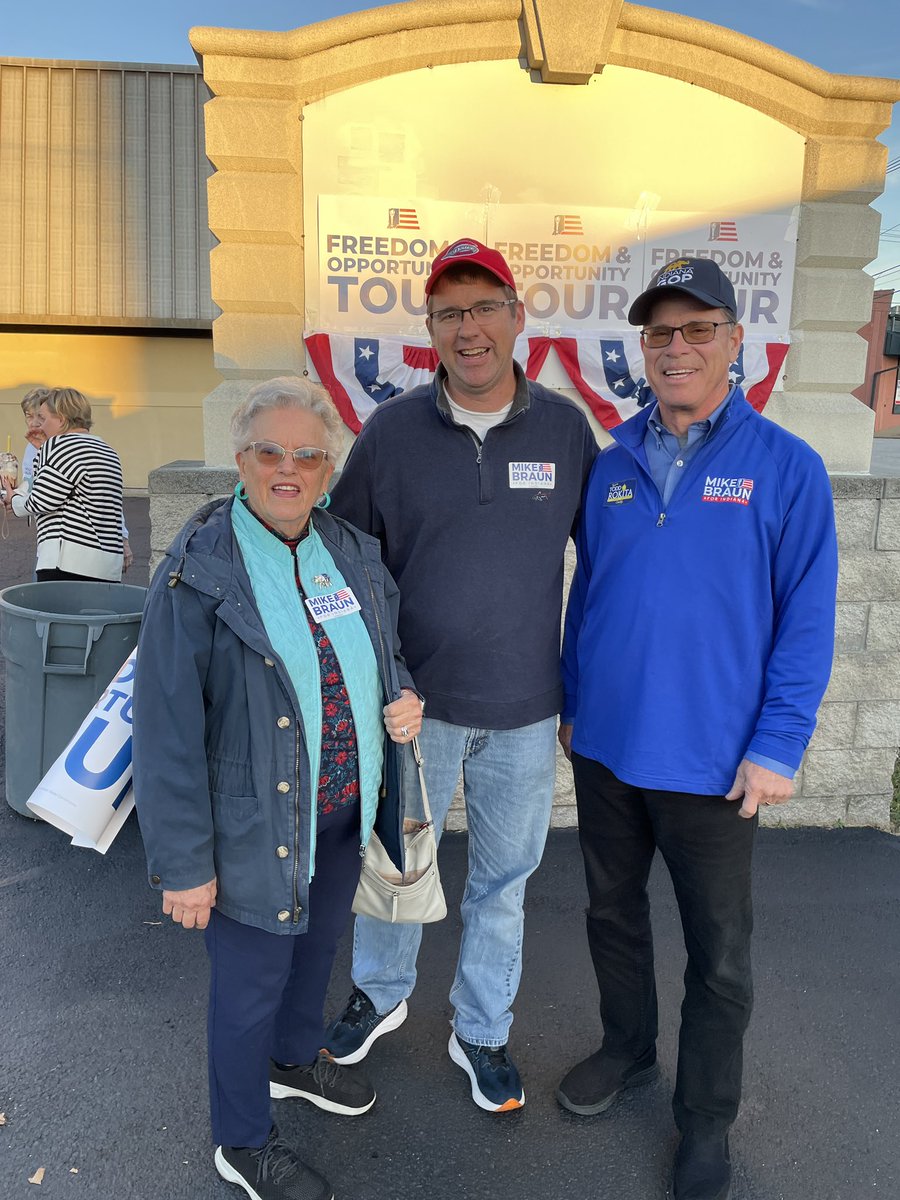 StevenSchwengel's tweet photo. Saturday was at US Senator Braun’s bus tour for his IN Governor’s race campaign. Glad that I took the time, along with my mom, to listen and shared his hope for the future of IN government with neighbors and friends. #GreatToBeAHoosier https://t.co/aGU0EuXZxx