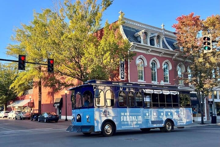 MusicCityTours's tweet image. 🎉 We have exciting news! Our Franklin Hop Trolley will now be running on Saturdays! 
Reserve  your seat at the Visitor Center in downtown Franklin or go to graylinetn.com to get tickets! 

👋 We’ll see ya around Franklin! 

#historicfranklin #visitfranklin #franklintn