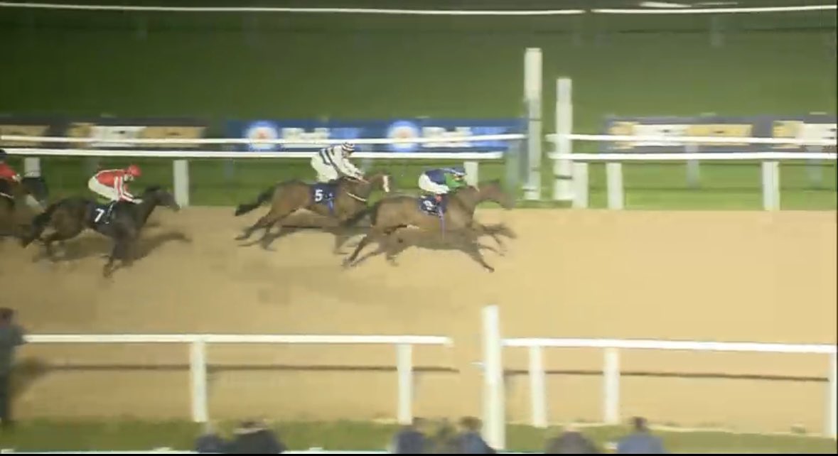 🔵🟢Flaine gets her head infront first time of asking for the team under a 🍑 from our apprentice <a href="/ConnorPlanas/">Connor Planas</a>👏🏻🥇🔥 #Winners #Kuroshio  <a href="/AtTheRaces/">At The Races</a> <a href="/Southwell_Races/">Southwell Racecourse</a> <a href="/CompasStallions/">CompasStallions</a> <a href="/MichealOrlandi/">Micheál Orlandi</a> 🔵🟢