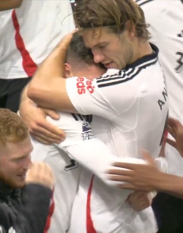 Find someone that holds you like Joachim holds Harry 😍 just love our club ⚫⚪ #FFC