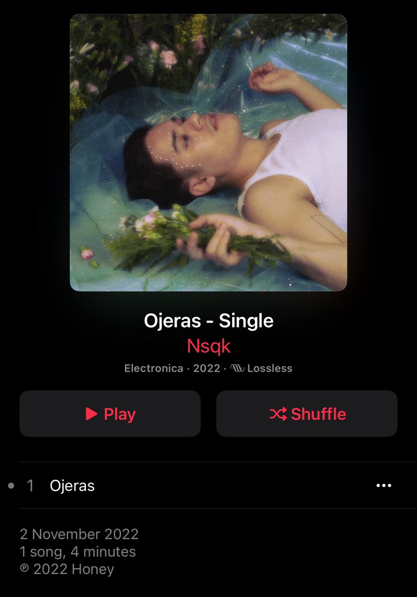 nsqkcharts's tweet photo. Hace aproximadamente dos años Nsqk lanzaba el segundo single perteneciente a su álbum debut Roy. “Ojeras” fue lanzada el 2 de Noviembre de 2022 junto a un videoclip, esta canción terminaría siendo el octavo track en el álbum. 

“Nada va a pasarte solo cambios” ✨ https://t.co/kO6oUzlKcU