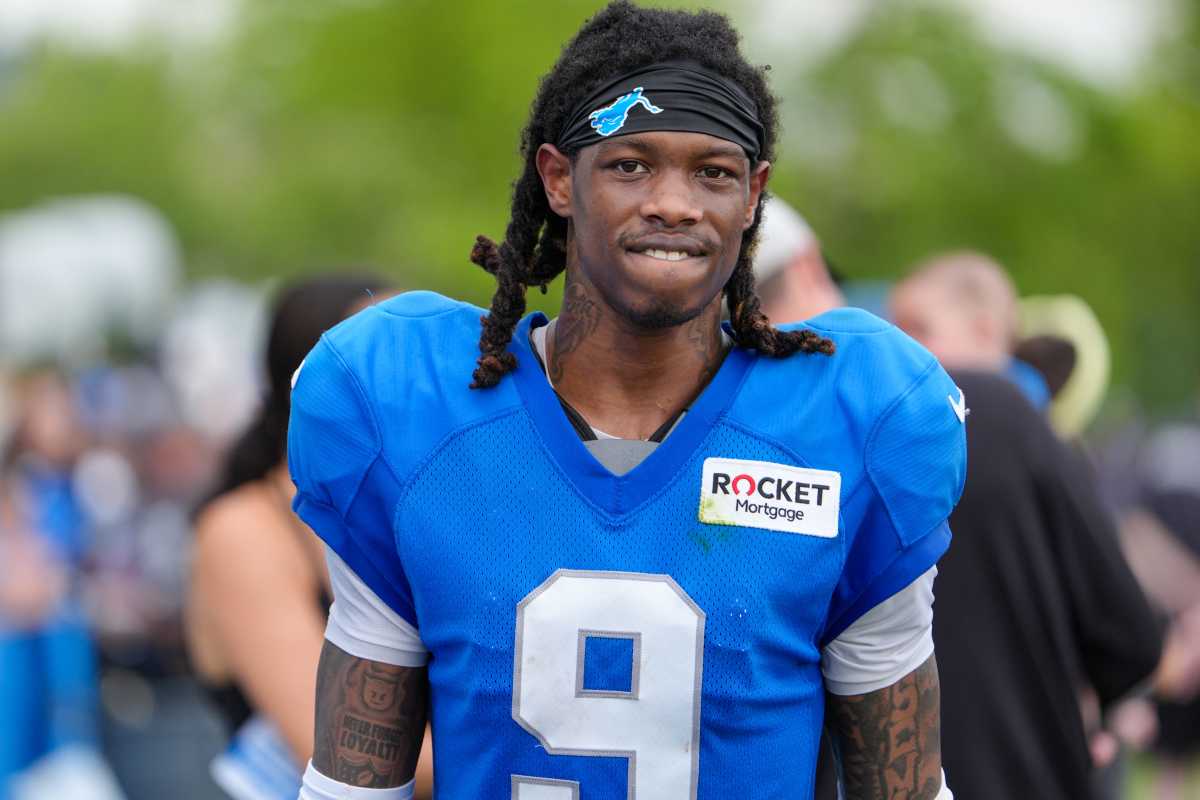 NFL_DovKleiman's tweet photo. Jameson Williams was officially reinstated from his 2-game suspension.

Welcome back! https://t.co/k9bsseunVD