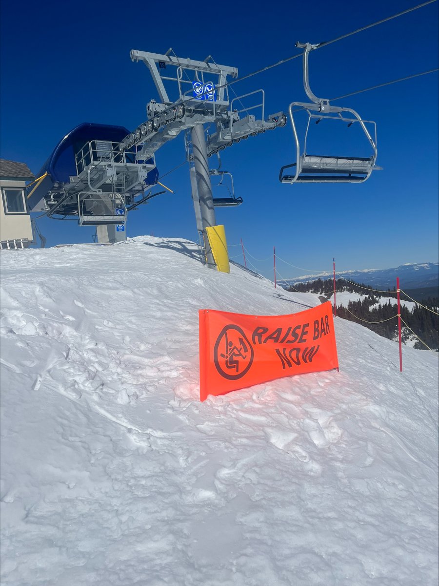 inter_mtn's tweet photo. With this high-visibility banner, @TechSafetyBC discovered that 65% of passengers raised the bar at or after the "Raise Bar Now" sign—an 85% reduction in the exposure to risk of falling from unsafe height. 

See this high-vis "Raise Bar Now" banner here: https://t.co/lpsDQSsU5o. https://t.co/GkQd2yq0sK