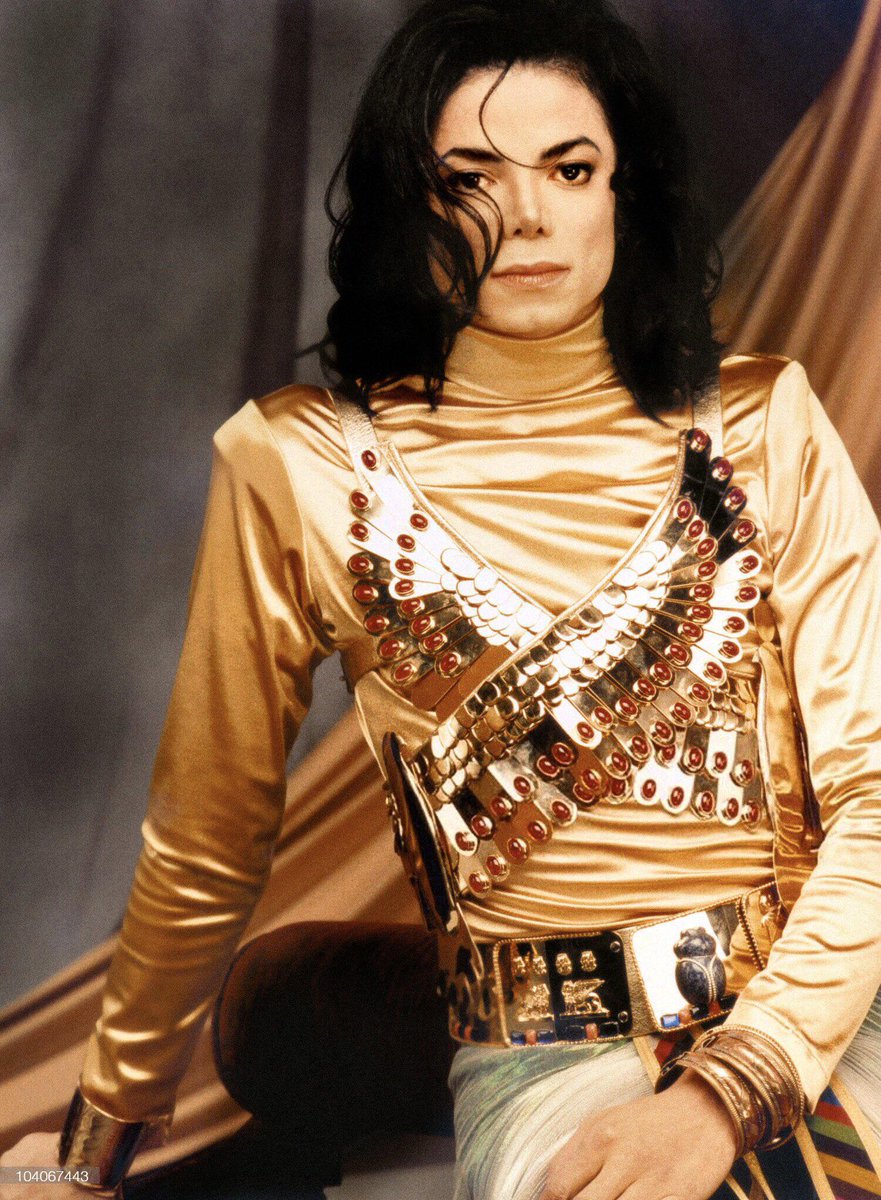 chartdata's tweet photo. Michael Jackson's "Remember the Time" has now earned over 1 billion streams worldwide. https://t.co/J9tUCXdmwr