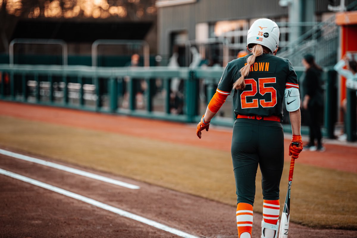 Fall Ball was one for the books 🥎

Check out the full gallery of action from our October scrimmages on ClemsonTigers.com today!

📸 clemsontigers.com/2024-softball-…