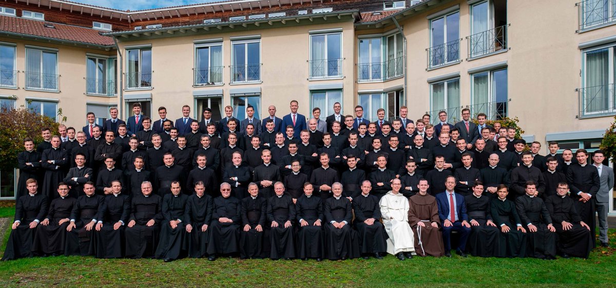 2024/2025

fsspwigratzbad.blogspot.com/2024/10/2024-p…

#fssp #wigratzbad