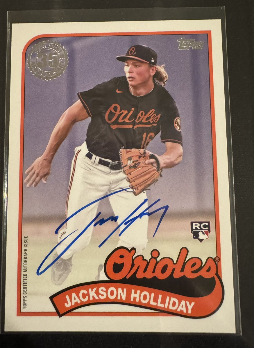Cre8Collections's tweet photo. 2024 #Topps Update break #TheHobby https://t.co/GyTXMWWBRY