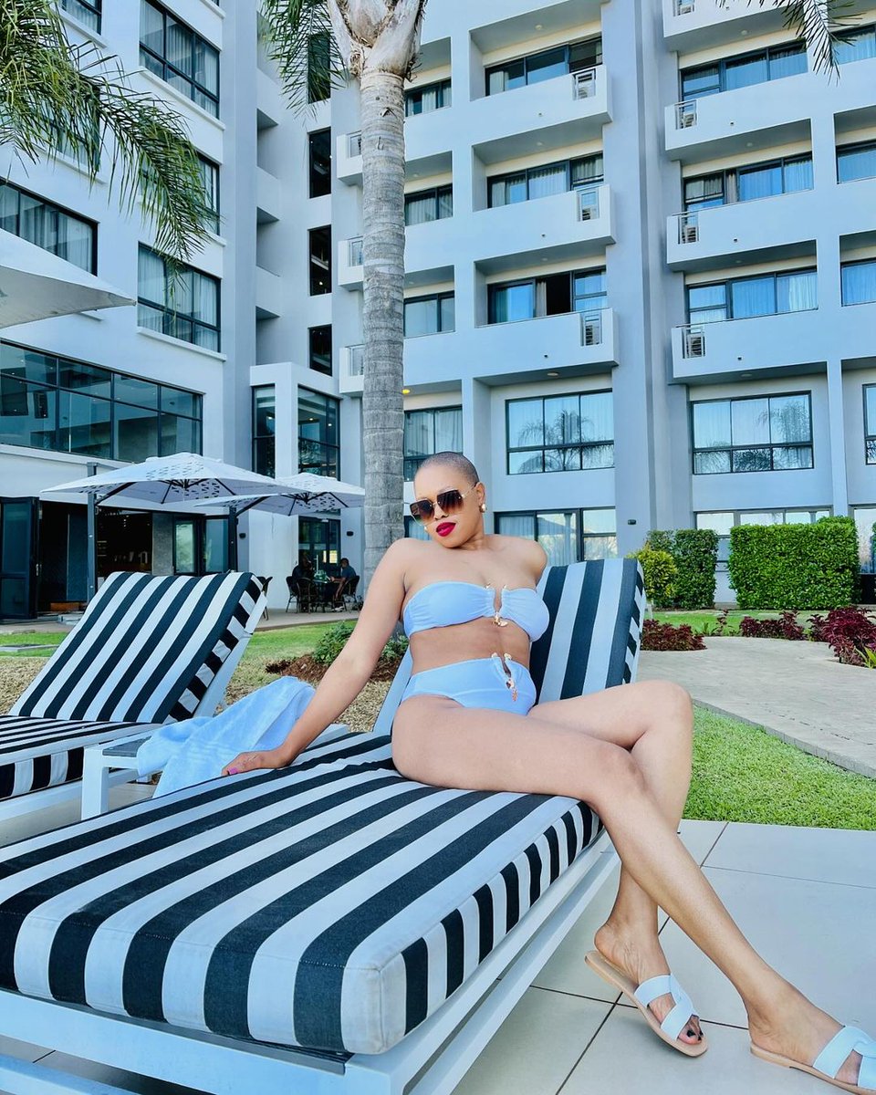 the_menlyn's tweet photo. Beat the Pretoria heat at The Regency!

With temperatures soaring up to 35°C, escape to our oasis and cool off in our refreshing pool or unwind in luxurious comfort.

Book directly with us: info@theregencygroup.co.za

#TheRegency #Pretoria #photocredits📸 @matshidiso_mathebe 
—— https://t.co/PCDzxoi81Y