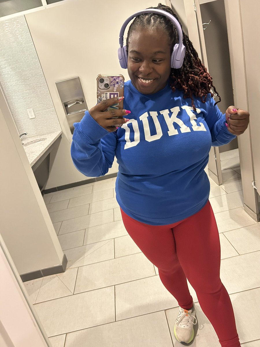 Vic 💕 tweet media