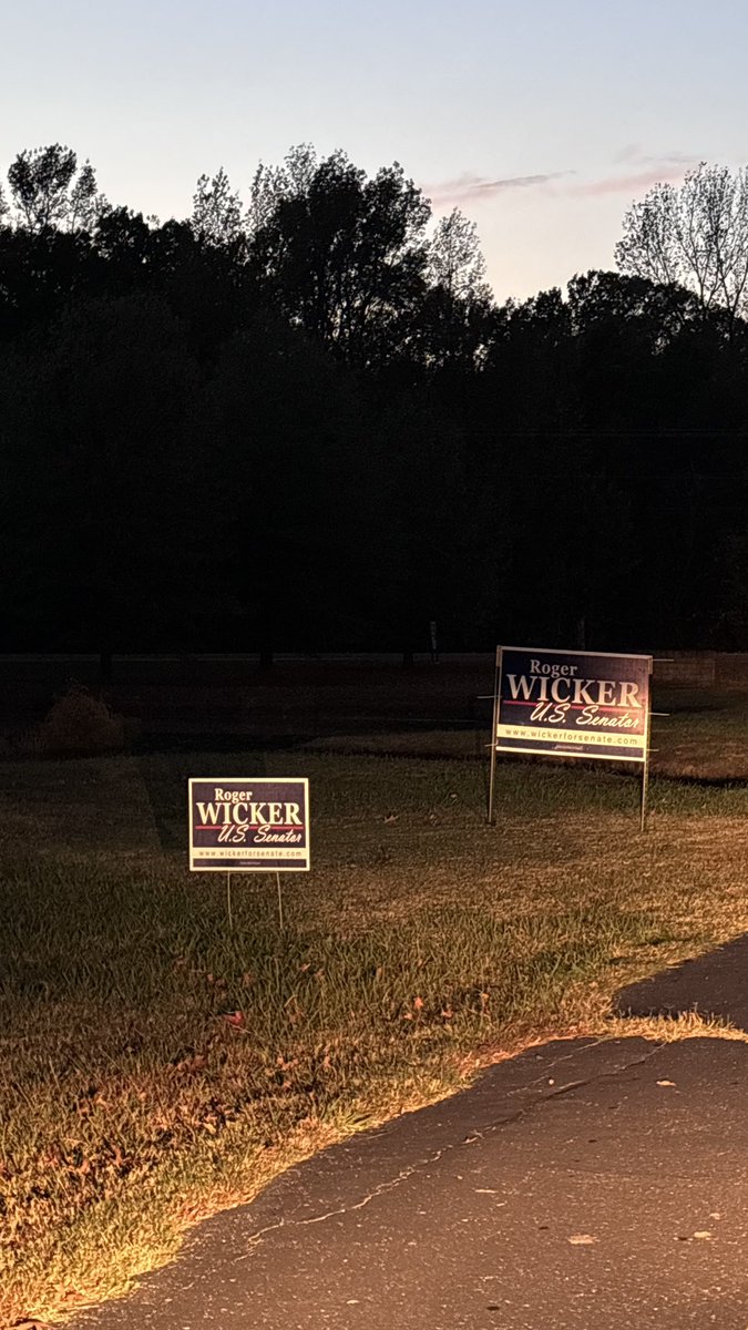 Roger Wicker tweet media