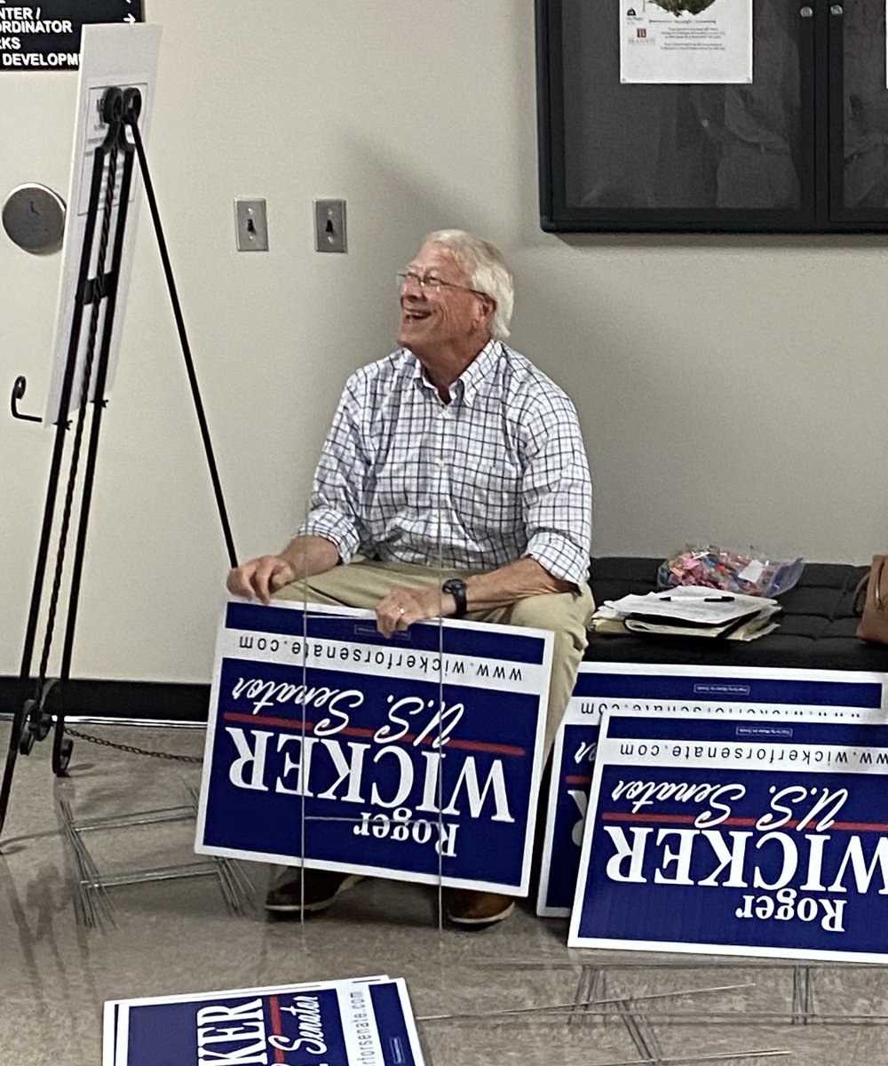 Roger Wicker tweet media
