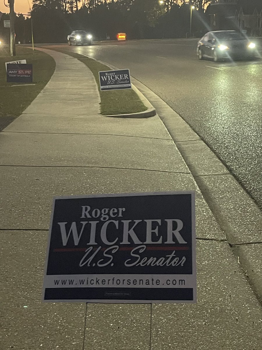 Roger Wicker tweet media