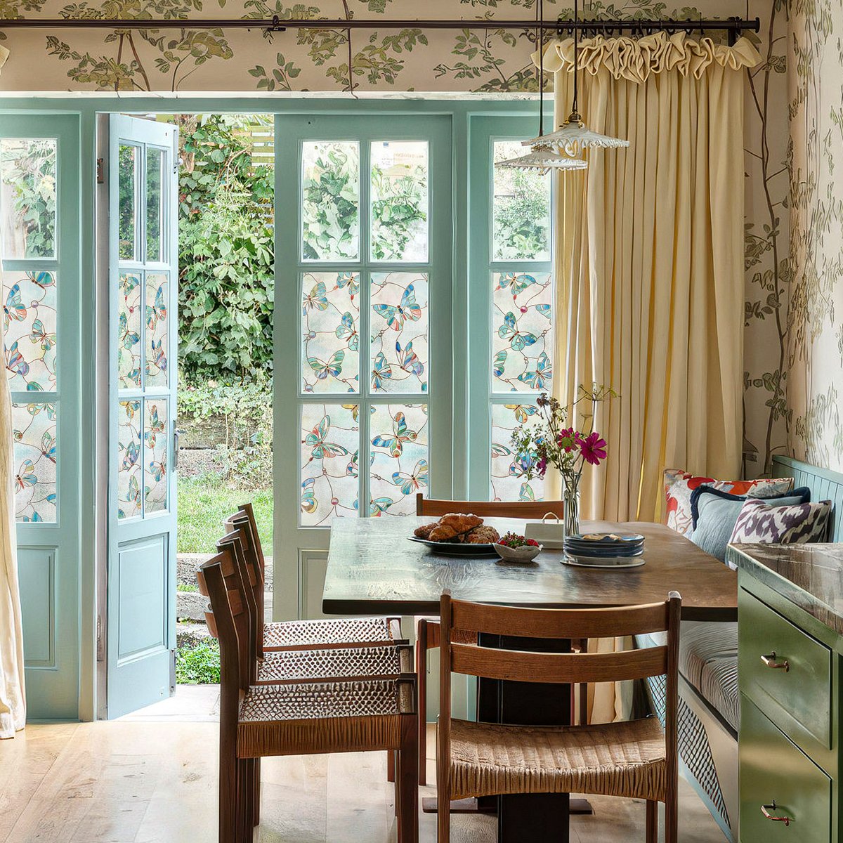 Fancyfix16015's tweet image. “Add a splash of color to your life! ✨ Our stained glass window film creates a unique ambiance in any space.
#Fancyfix #HomeInspiration #InteriorDesign #DIYHome  #windowfilm #StainedGlassWindowFilm
check the link: fancyfix.shop/products/butte…