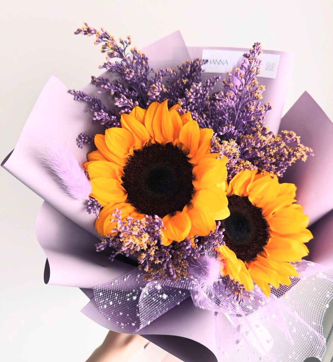 SUNFLOWER 🌻 tweet media