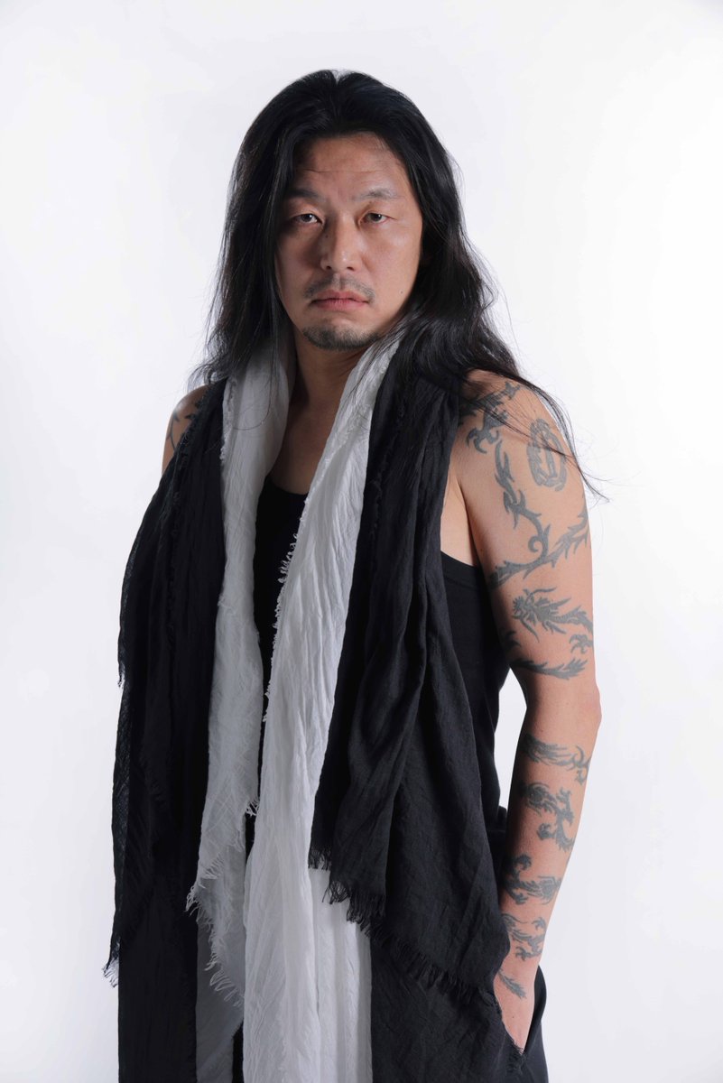 ■11/8 (金)夜7時からの #radioradio 

／ 
元Dragon Ashのメンバーとして約20年活動し、
現在はダンサー/アーティストとしてフランスを拠点に活躍しているATSUSHI TAKAHASHIさんがスタジオ生出演！🔥 atsushi-takahashi.com
＼ 

 radiko.jp/share/?sid=INT…

#interfm #radiko #ATSUSHI