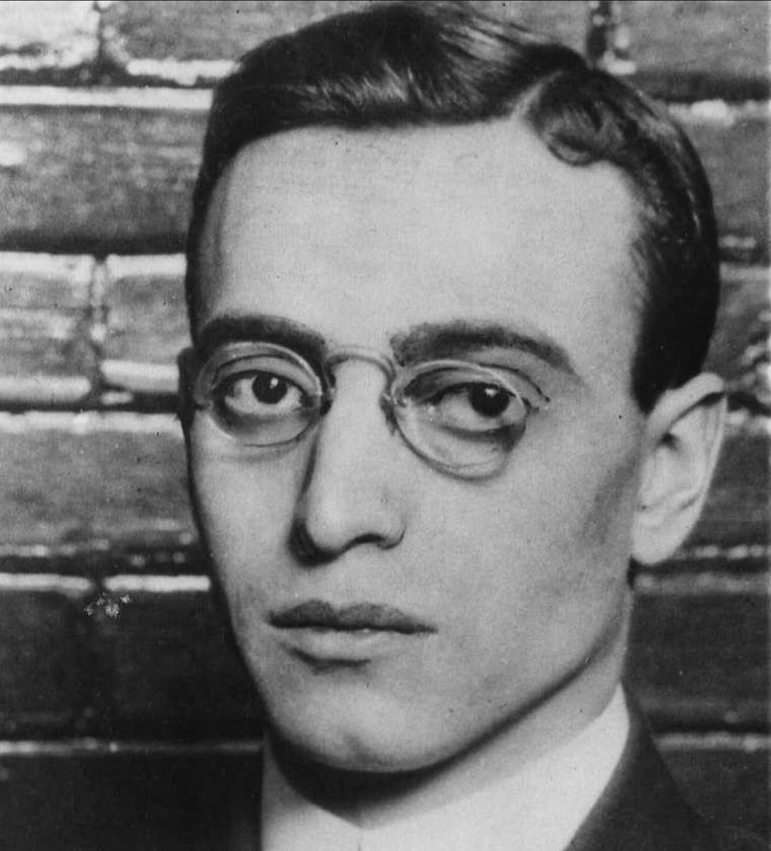 AtRealBen's tweet photo. I raped and murdered a 13 year old girl. 

I unsuccessfully tried to pin my crimes on a black man.

I was found guilty by a jury of my peers, but my death sentence was commuted by a judge - so the locals applied vigilante justice, broke me out of jail, and hung me.

Who am I? https://t.co/8pPlxB1GFw