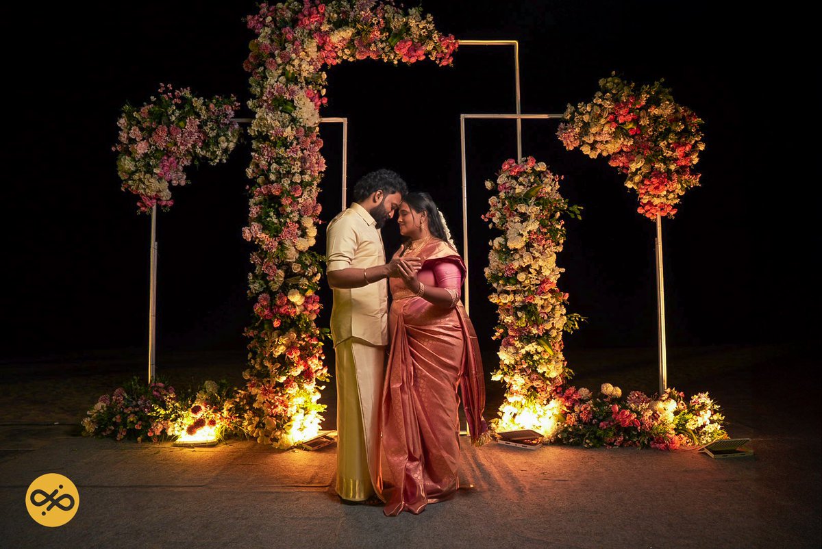 அன்பும் அறனும் :)