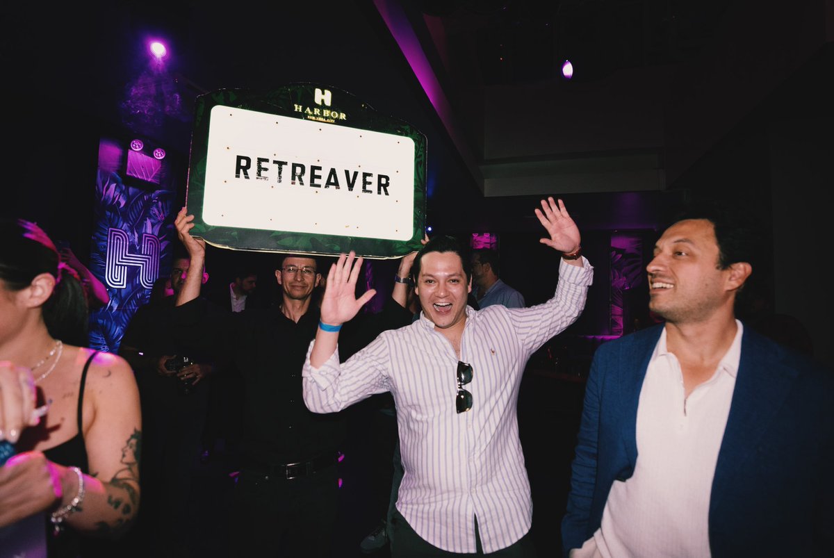 Work hard, play harder. NY was a dream. We’re coming for you, LA! One week away from Geek Out🍾