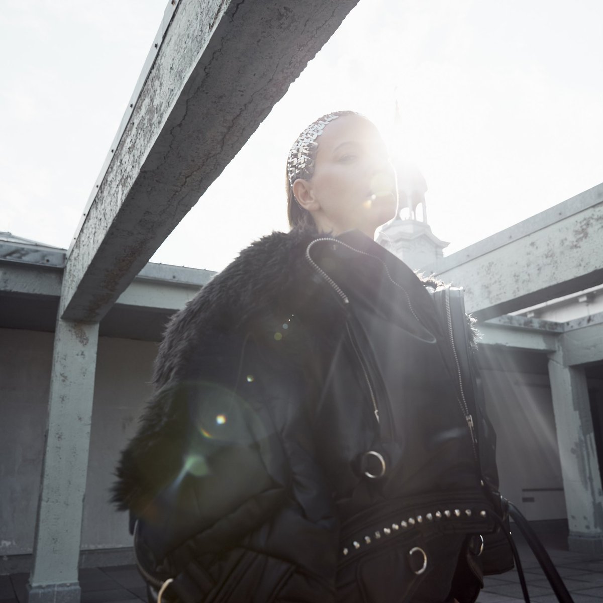 J’ai envie de savoir, quelle est votre chanson préférée sur mon nouvel album SEPT? 🖤 #MM7