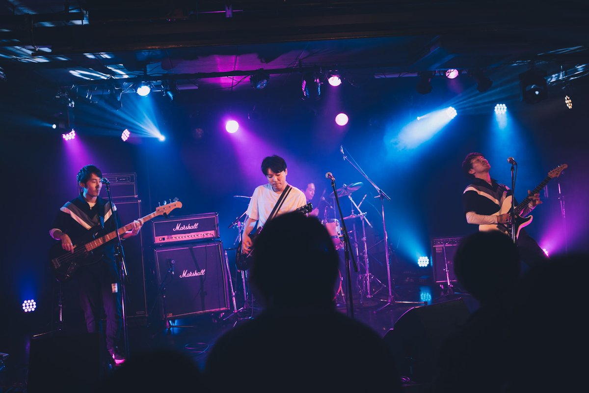 【Thanks!】
11/2ライブ CokeColor,DearSummer &amp; Gum Girl pre.「MIX 10th!!!!!」お越しの皆様ありがとうございました！良イベントの一員として楽しんでもらえていたら何よりです。
次回は未定ですが、次の未来でまた会おう！