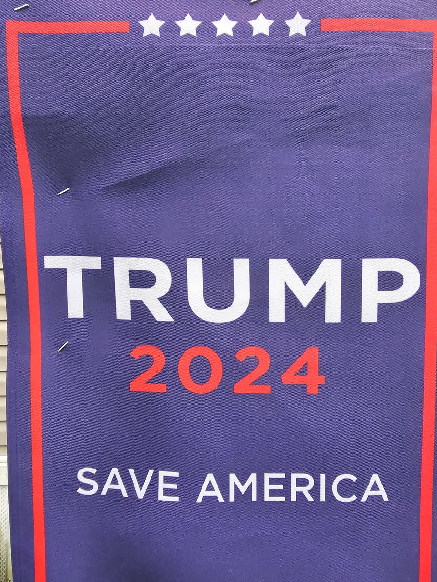 sawpine9's tweet photo. READY 2 ROLL IN THE MORNING. FLAGGING FOR TRUMP IN BAKER COUNTY,FLORIDA .
#Macclenny #BakerCounty #Sanderson #Olustee #Glenstmary #Taylor https://t.co/UvitFGVeGM