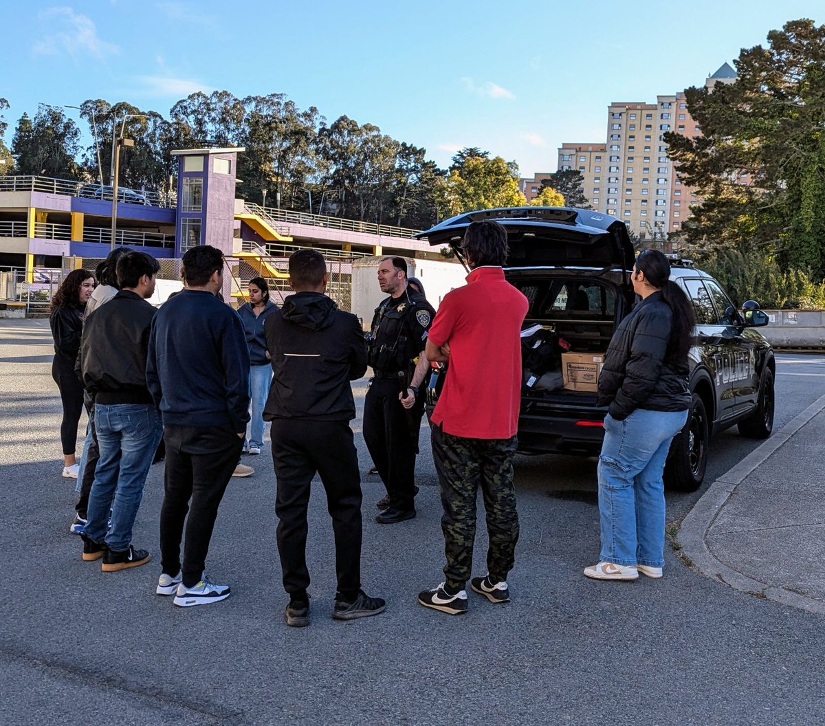 A great presentation about the gear and equipment used during a recent Citizens’ Academy class. 

#CitizensAcademy #SFStatePD