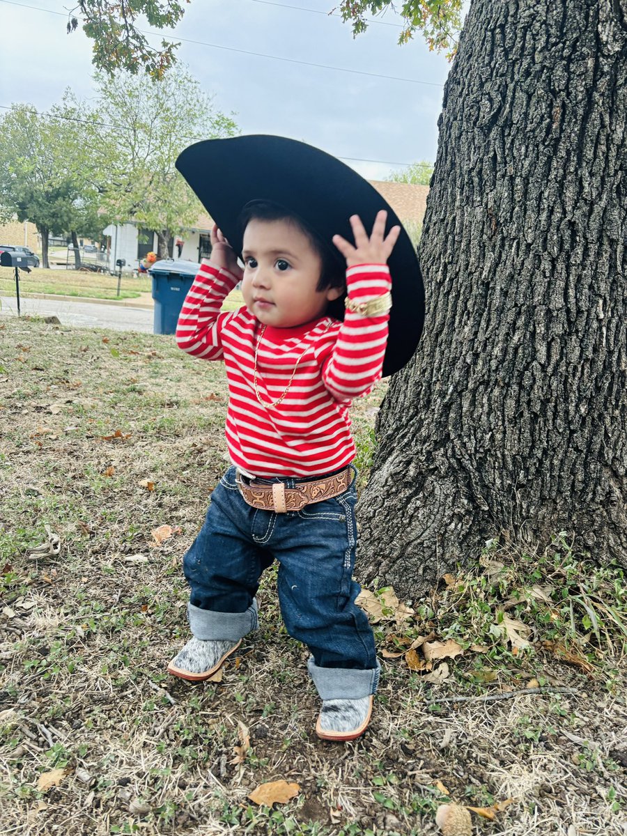 jazmine_mtzz's tweet photo. bebe😍🤠❤️ https://t.co/AN4DxeJRKT