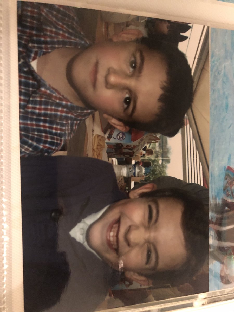 Piinero_'s tweet photo. Hoy cumplirías 19 miniño,disfrútalos allá donde estes,felicidades kylian te amo💖.
22 siempre. https://t.co/imiaBCX2Yh