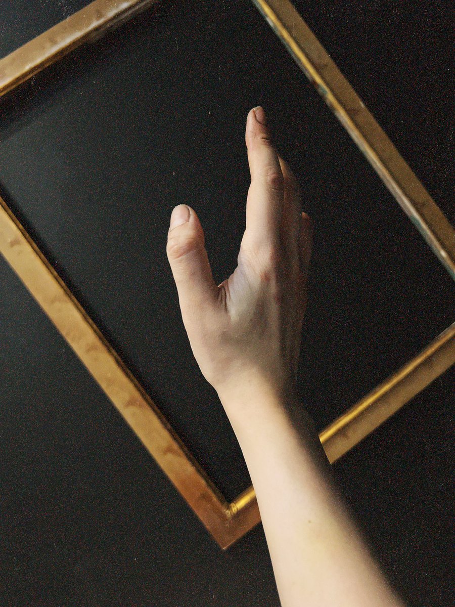 _reyhb_'s tweet photo. 🌆🌃
my poor strong hand 🪄 https://t.co/ttgnABqLXx