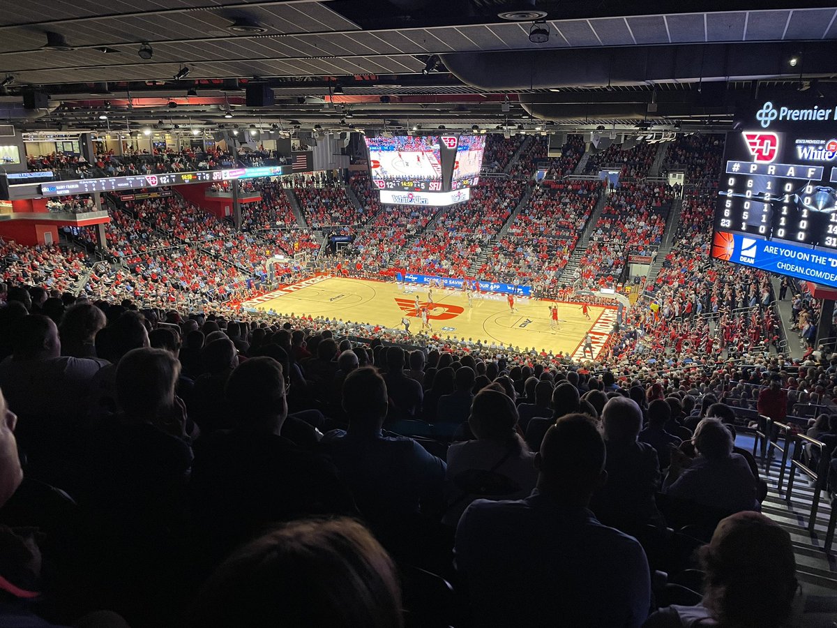 Come to a <a href="/DaytonFlyers/">Dayton Flyers</a> game at <a href="/UDArena/">UD Arena</a>. Big difference. #WeSoar.