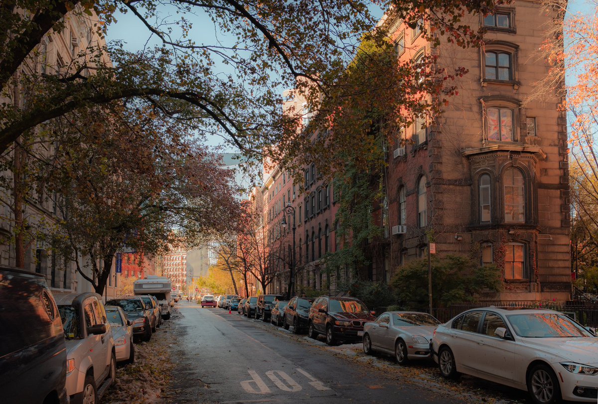 giltamin's tweet photo. The Big 🍎 https://t.co/1o3iNgiaCC