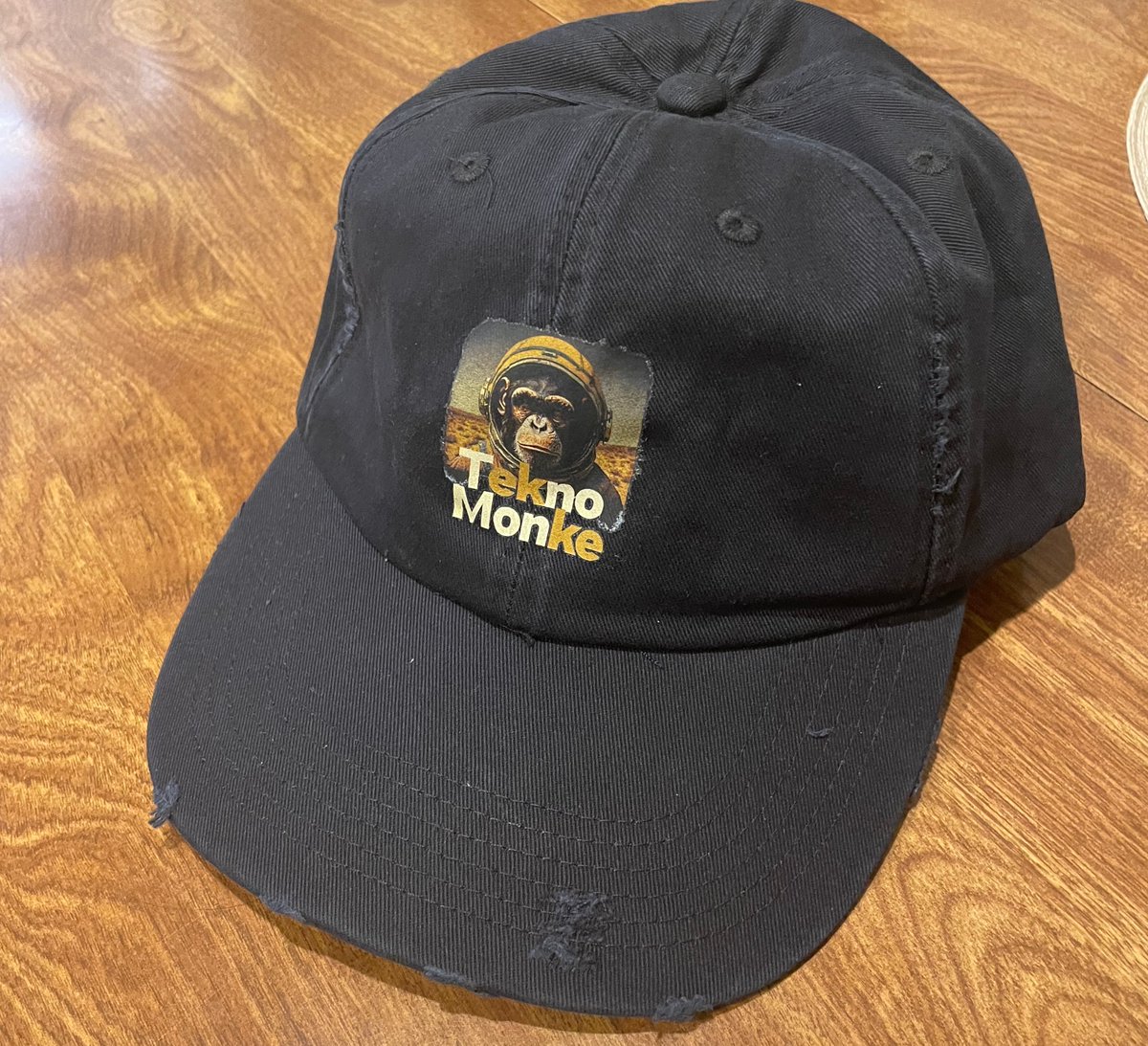 TeknoMonke's tweet photo. monke hat acquired ✅ https://t.co/HuBbwjmKnB