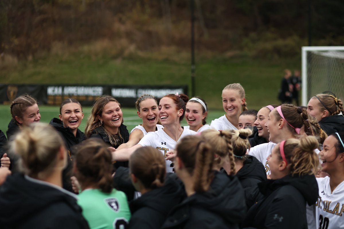 St. Olaf Athletics tweet media