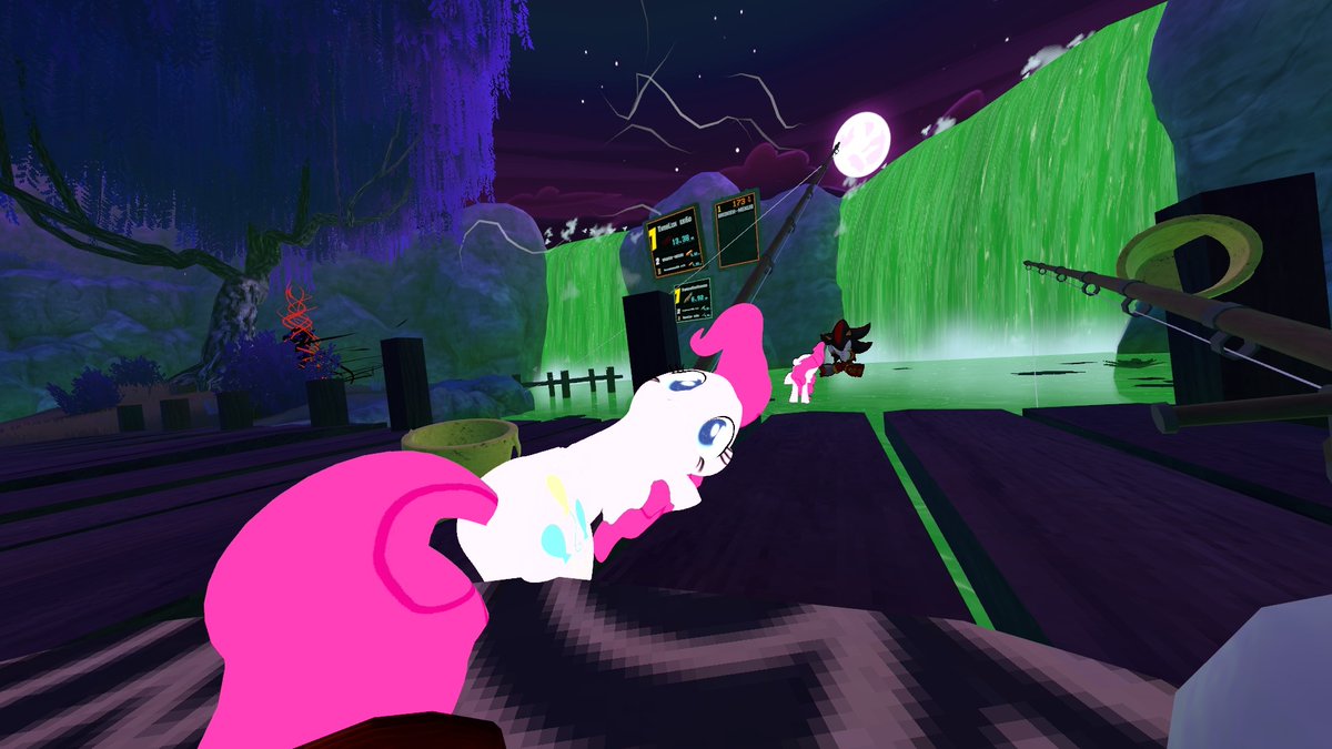 RFandom12's tweet image. Didn't have much else to post the past few days, but here's a few funny screenshots we went through in Vrchat, lolz