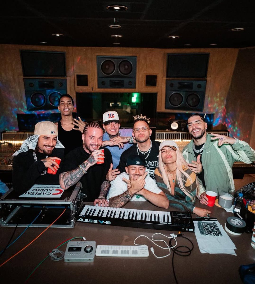 NEW SINGLE “+57” 🇨🇴 🚨

<a href="/karolg/">LABICHOTA</a> X <a href="/feid/">suena</a> X <a href="/jbalvin/">J BALVIN</a> X <a href="/maluma/">MALUMA</a> X <a href="/ryancastrro/">RYAN CASTRO</a> X <a href="/blessd/">shalanda</a> X dfzm_19 

7 DE NOVIEMBRE! 📅 
7PM COL 🇨🇴/ 9PM 🇨🇱 🇧🇷 🇦🇷 

LATINO GANG!