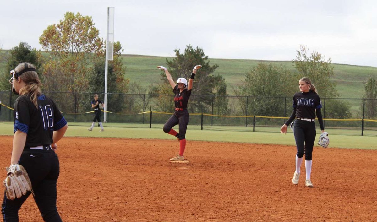 molliehanson26's tweet image. Had a blast with my girls this weekend in Scenic City! Highlights and stats from this weekend below! 
#FCFF
@coachmere_16 
@CoachKRyman 
@Acozart44 
@CoachBooVannoy 
@coachangelbrown 
@megdcurry 
@tsmartt14 
@leigh_streetman 
@MobileSoftball 
@firecrackers26 
@A_Firecrackers