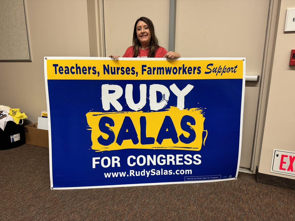 Started my day in Bakersfield to help my friend <a href="/RudySalasCA/">Rudy Salas for Congress</a> flip #CA22. Lots of volunteers were there working hard to make sure Rudy wins!!