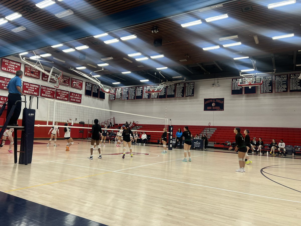 Congratulations to Foran Girls Volleyball on their win tonight! Bravo!