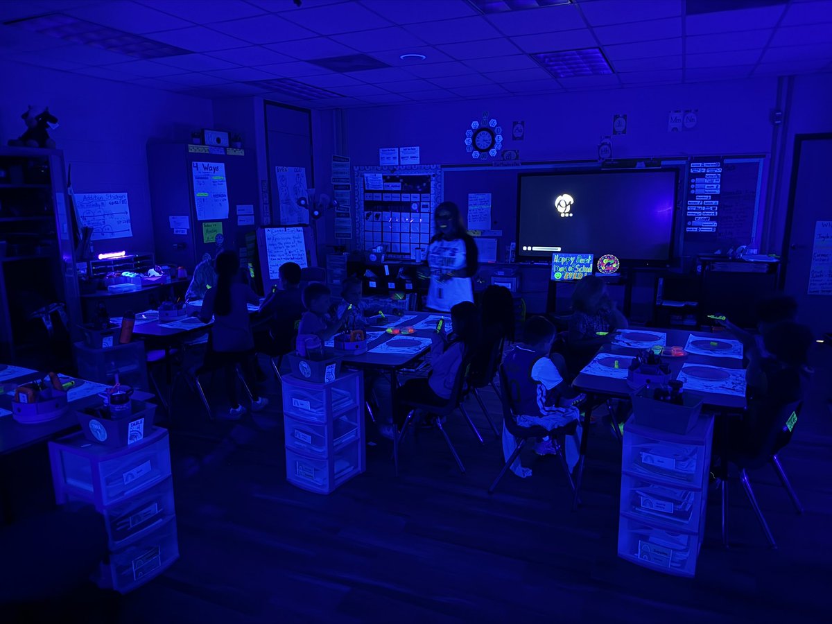 So many pictures I forgot to take, voting on our favorite cookie, math.. but the end of our day great.  Painting our backgrounds like Eric Carle, playing outside for 10 min with no rain! And a super fun glow day with Mrs Gallow in Art class! <a href="/HumbleISD_FE/">Foster Elementary</a> <a href="/FE_ArtClass/">FE_ArtClass</a>