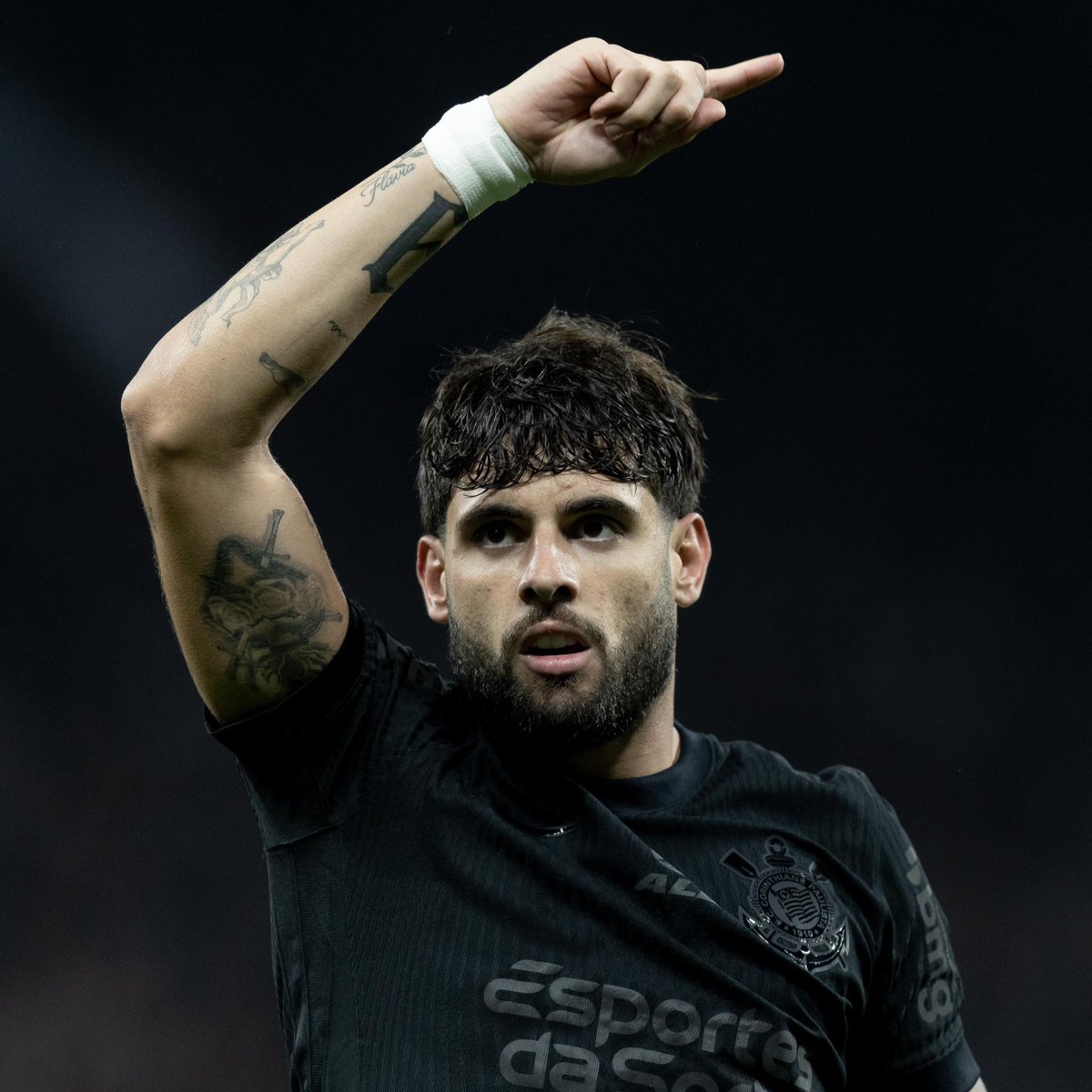 futebol_info's tweet photo. Yuri Alberto é o jogador com mais gols marcados (18) entre as principais ligas e copas do mundo nesta temporada.

O atacante do Corinthians ultrapassou Lewandowski (17), Pedro (16) e Harry Kane (16) e se isolou no ranking.

Os campeonatos considerados: Premier League, LaLiga, Bundesliga, Serie A, Ligue 1, Brasileirão, Champions League, Europa League, Conference League, Libertadores e Sul-Americana.

🗞 DataESPN | @CaioAlves
📸 Rodrigo Coca/Ag. Corinthians