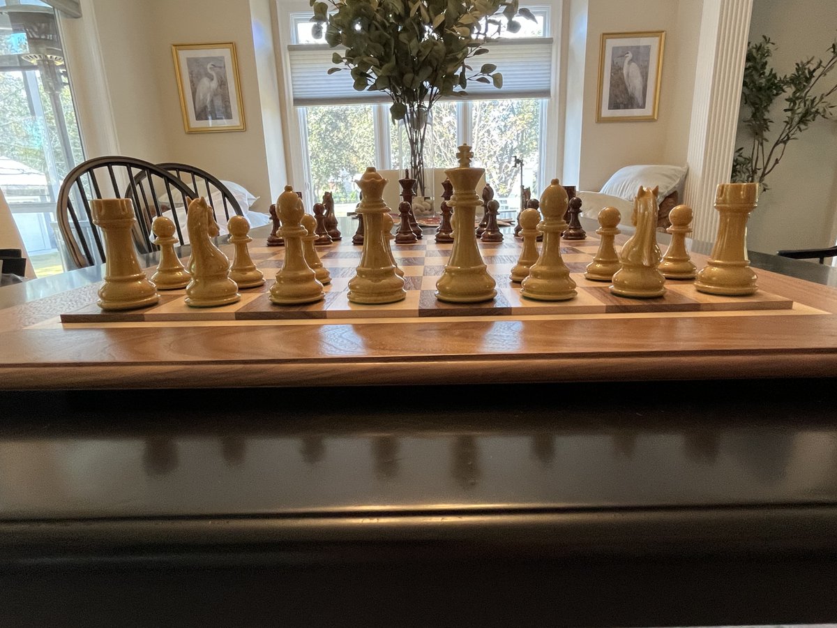 GreenDuckCustom's tweet image. Finished applied!  The Black Walnut and Hard Maple really pop with Target Coatings EM8000 Conversion Varnish.  These chessboards are available in two sizes: 2.5" squares (overall board size 27 x 27) and 2" squares (overall size 21.5 x 21.5).   More info at…