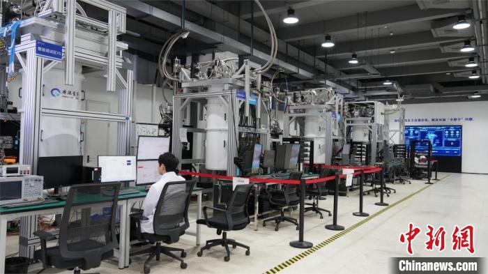ChinaScience's tweet image. Origin Wukong, China's independently developed 3rd-generation superconducting #QuantumComputer, has made its 1st overseas sale of domestic quantum computing power to an international enterprise.  Since operational on Jan 6, it has completed some 270,000 quantum computing tasks