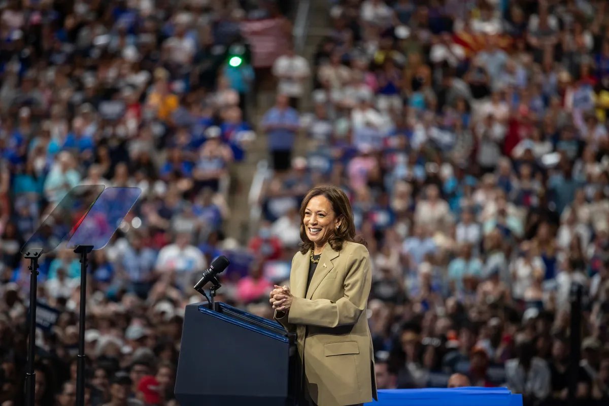 Who else voted for Kamala Harris? (or plans to today) LET'S GET LOUD! #VoteForKamalaToday