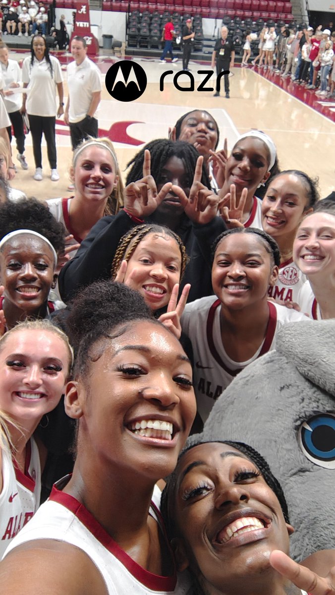 Starting the season off with a W! 

#razr | <a href="/MotorolaUS/">motorolaus</a>