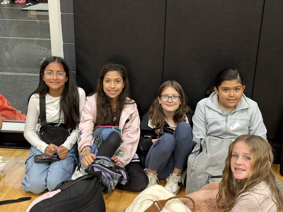 Ridgewood students brought amazing energy to today’s UIL competition! Nerves were high, but their hard work truly showed. Thank you to our students, coaches, UIL coordinator, and families for all your support and dedication—it made for a wonderful day.