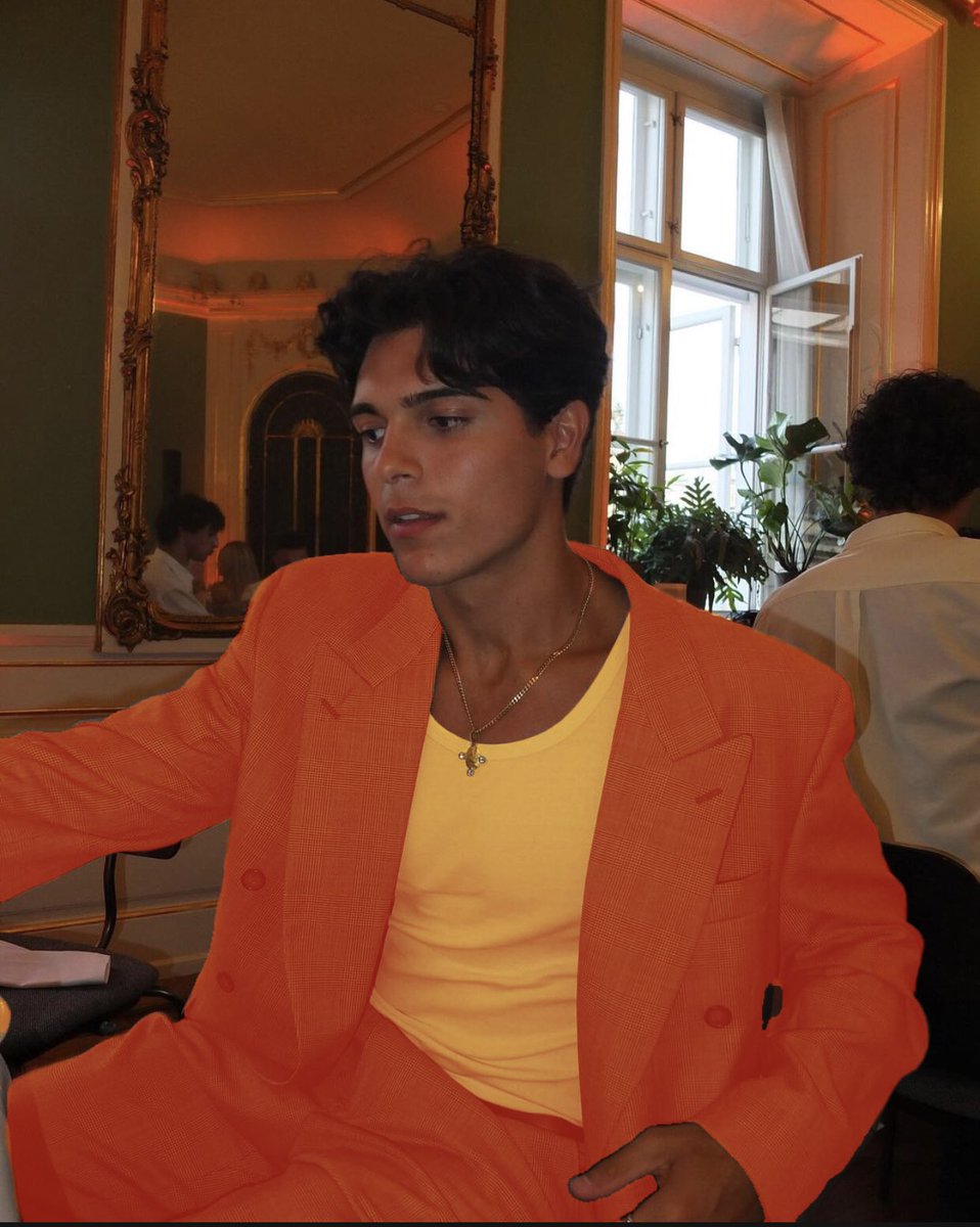 priamxs's tweet photo. ᅠ

ᅠᅠ

ᅠᅠ
       — ℘༉ #⃝ 𝗖𝗔𝗠𝗘𝗥𝗢𝗡'𝗦 𝗔𝗡𝗡𝗩𝗘𝗥𝗦𝗔𝗥𝗬
            orange suit for the party —— / 🧡
ᅠ

ᅠᅠ

ᅠᅠᅠ https://t.co/ua2yAAQtof