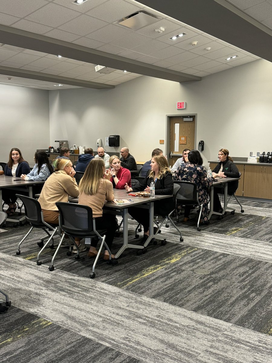 Unk_EDAD's tweet image. Great end of day 2 of practicum at Papillion La Vista! Thanks you Dr. Settles and Dr. Steele.