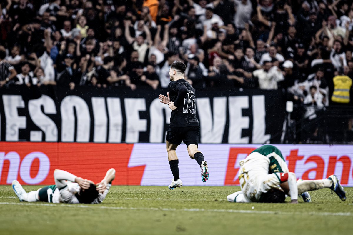 Danilo Fernandes tweet media